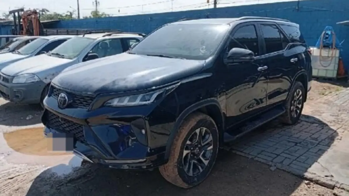 TJGO realiza leilão de 580 veículos com Hilux SW4 pela metade do preço e lances a partir de R$ 1,5 mil